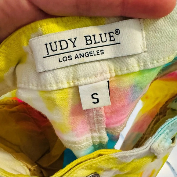 Judy Blue High Waist Tie Dye Swirl Cut Off Shorts Size Small - Picture 8 of 11